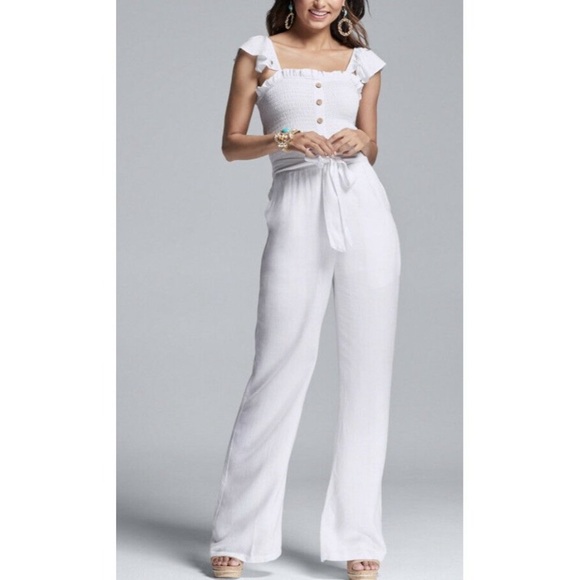VENUS White Ruffle Strap Smocked Wide Leg Button Detail Jumpsuit Size 10 NWOT - Picture 1 of 14